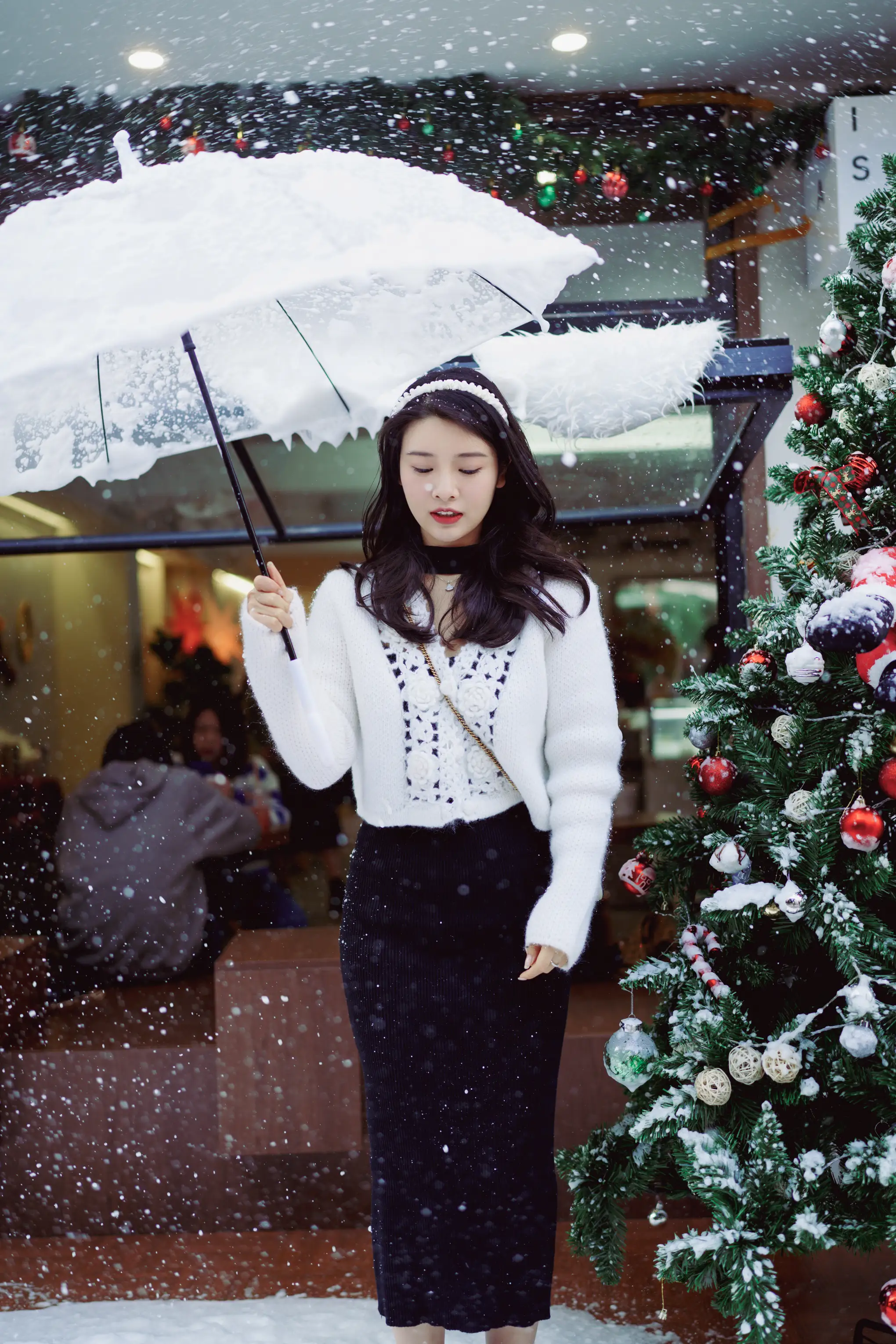 [YITUYU] 2022.01.29 Vol.722 – Jingle Bell, Christmas scenery themed portrait photography Meow meow meow is Jin'er#[61P]-13